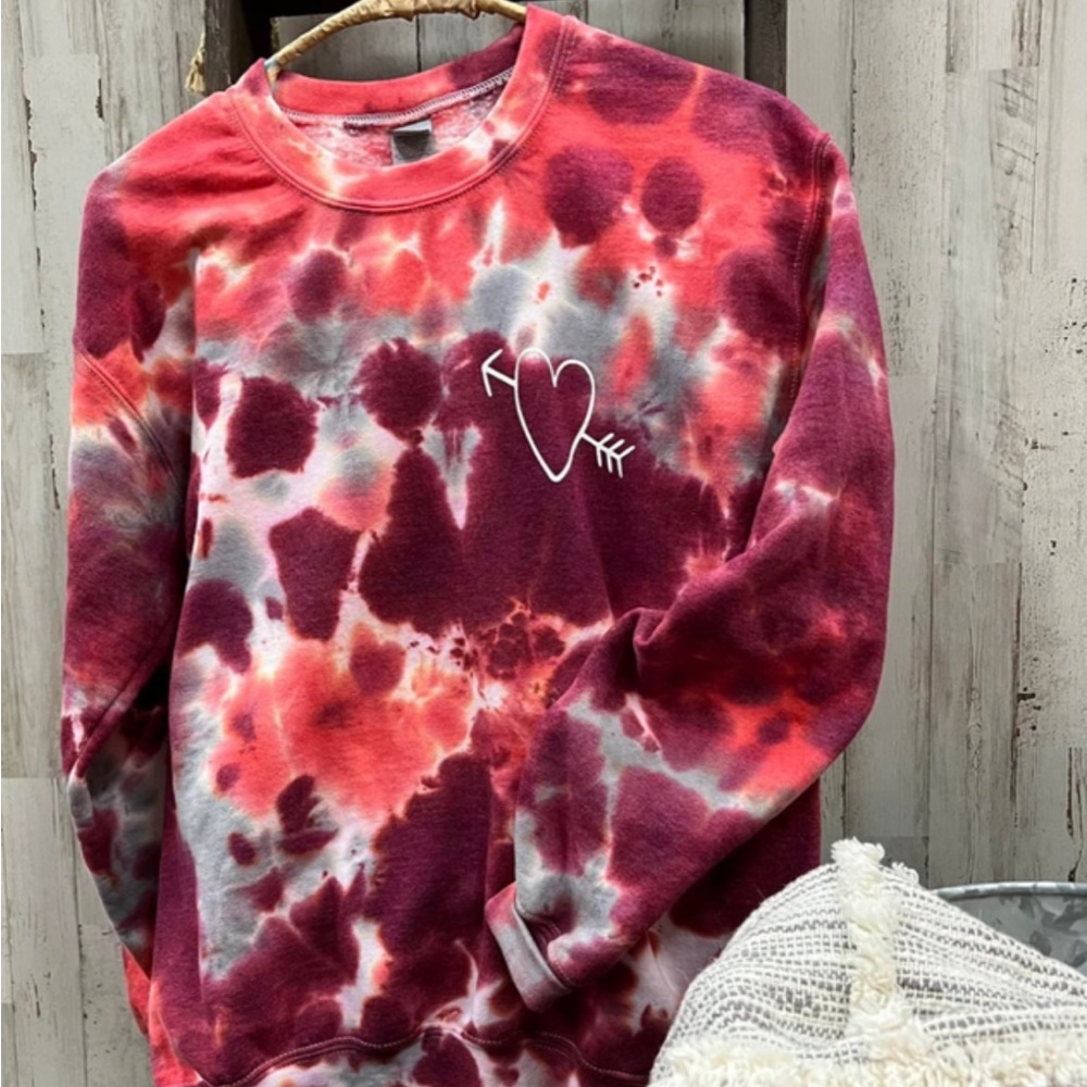 Valentines Tie Dye Pullover ♥️